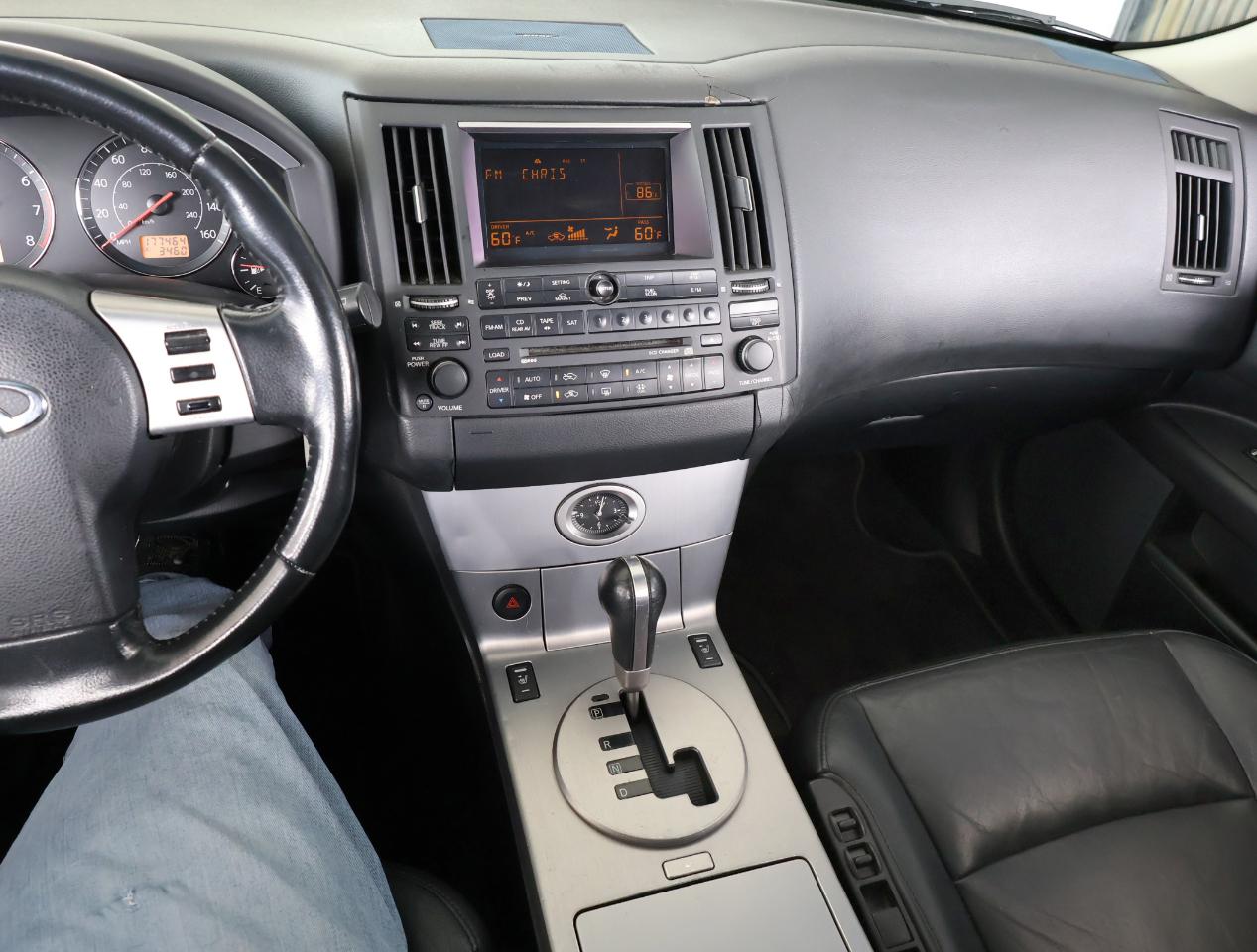 Infiniti FX FX35 2WD 2004