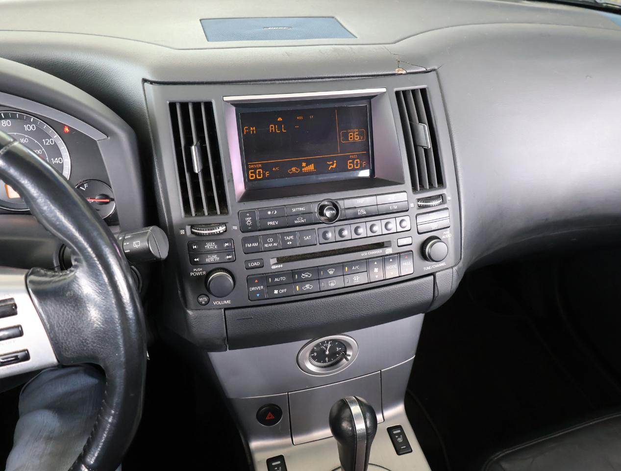 Infiniti FX FX35 2WD 2004