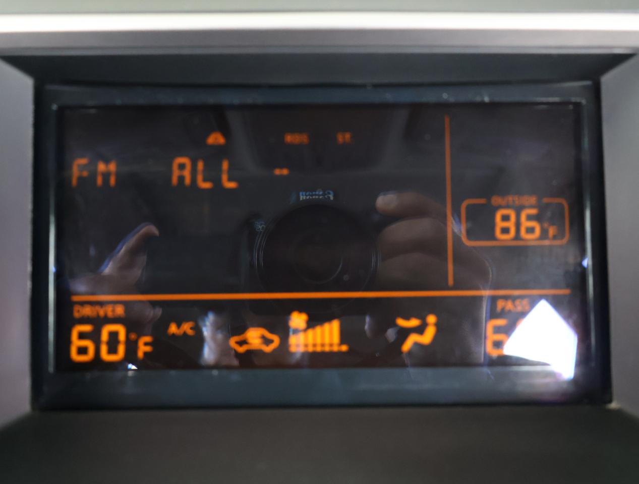 Infiniti FX FX35 2WD 2004