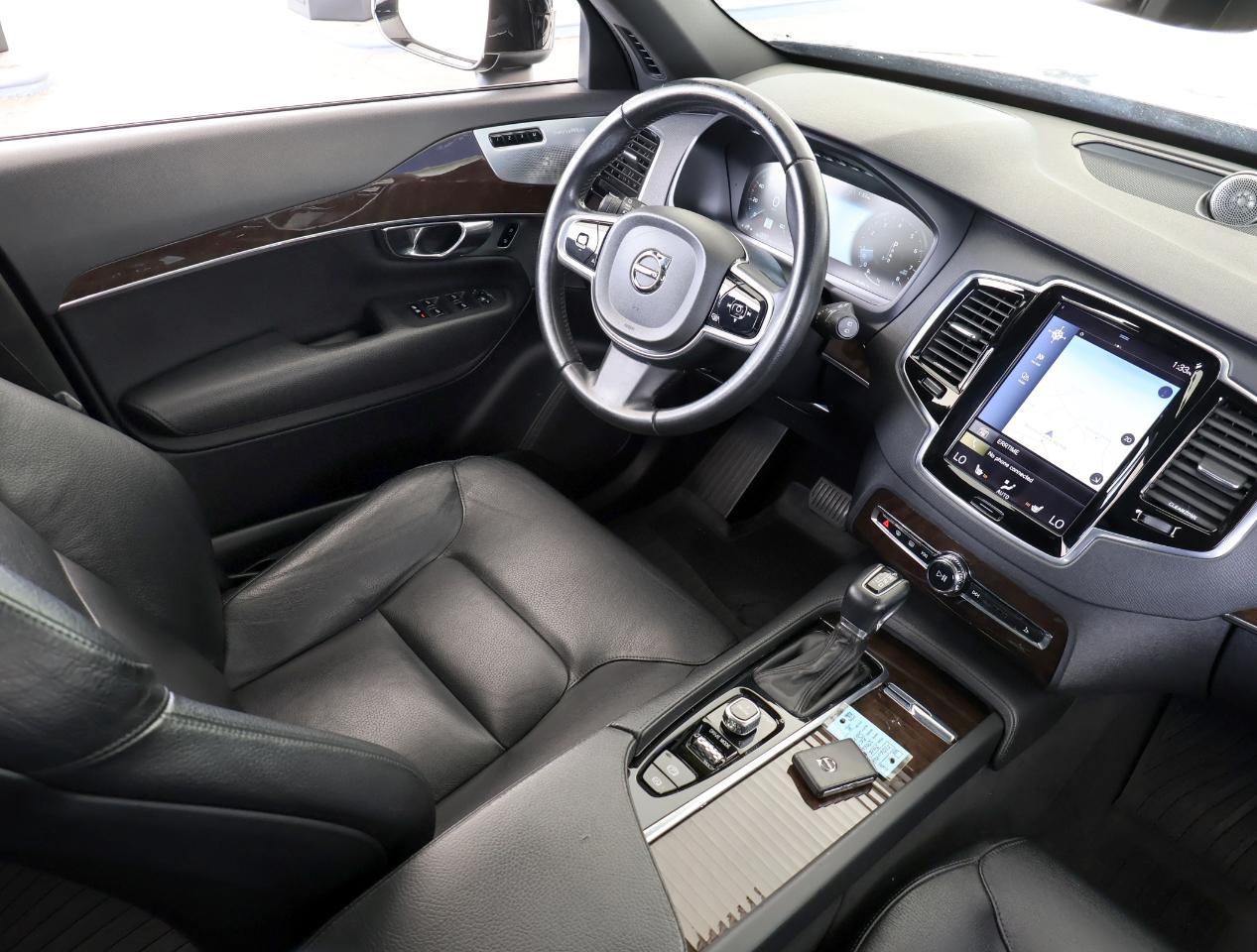 Volvo XC90 T6 Momentum AWD 2016