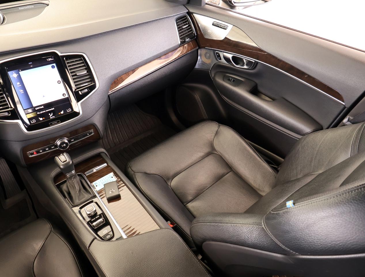 Volvo XC90 T6 Momentum AWD 2016