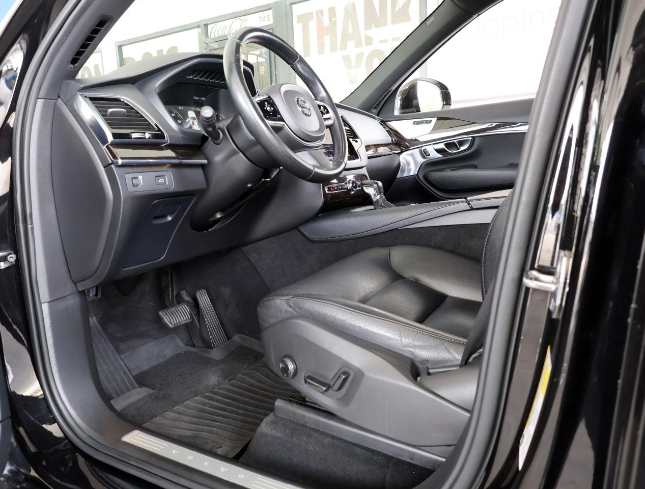 Volvo XC90 T6 Momentum AWD 2016