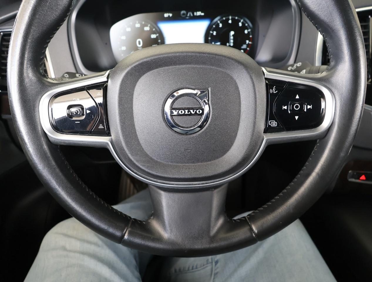 Volvo XC90 T6 Momentum AWD 2016