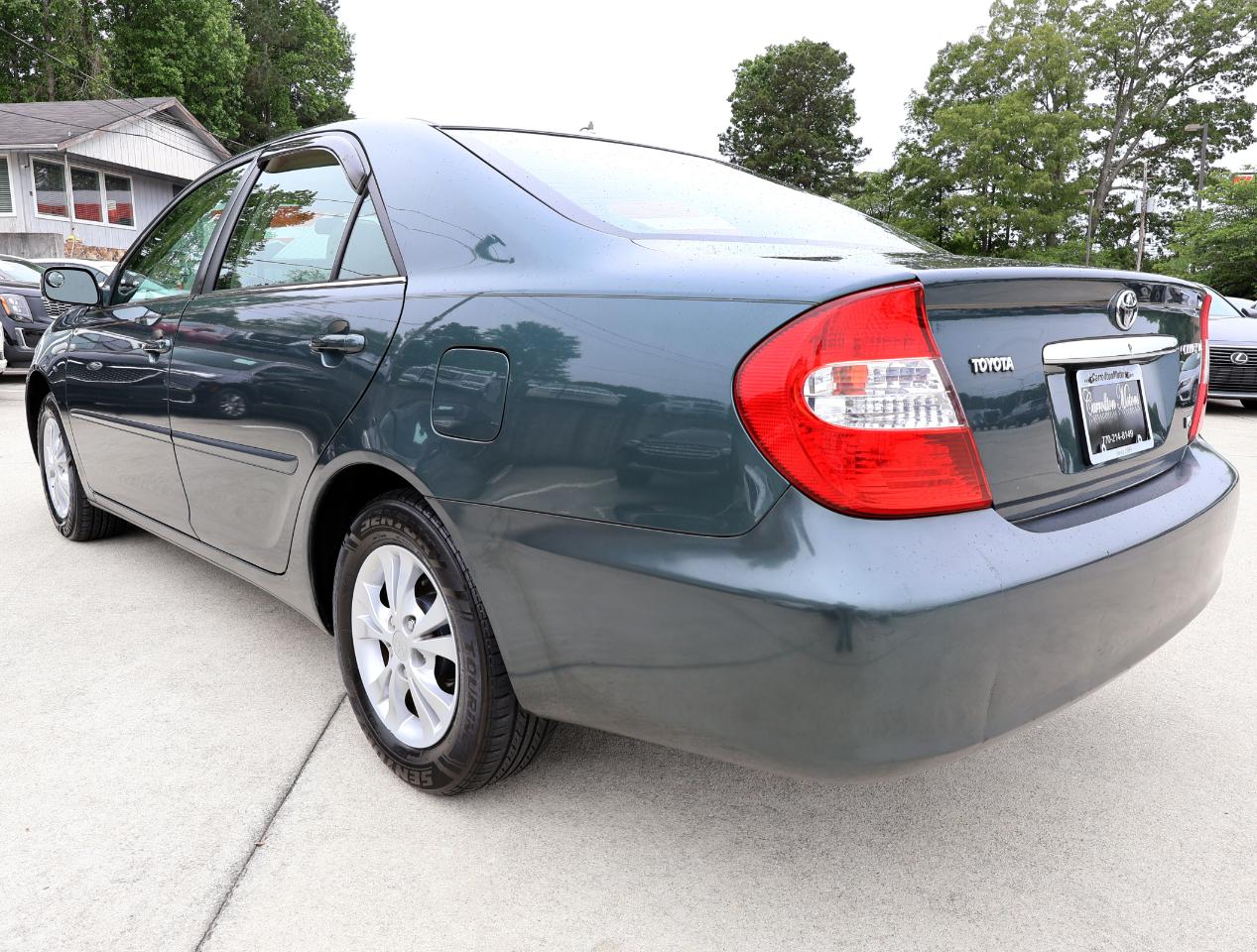 Toyota Camry LE V6 2004