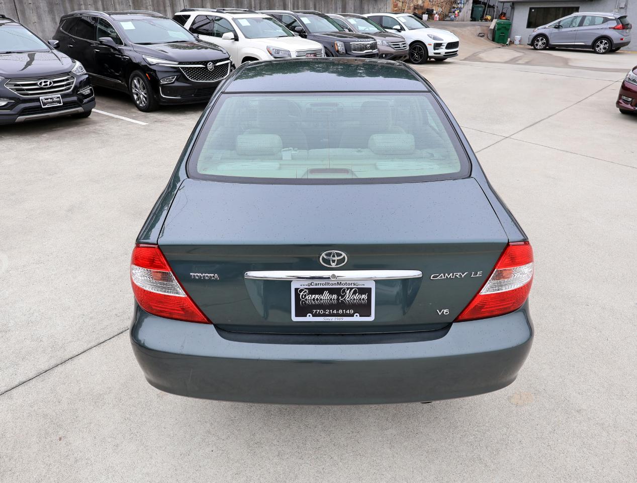 Toyota Camry LE V6 2004