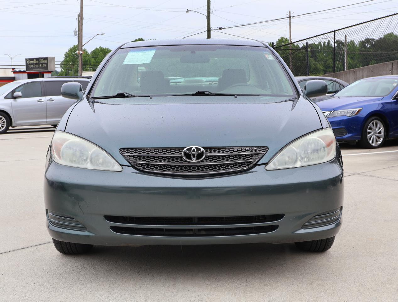 Toyota Camry LE V6 2004