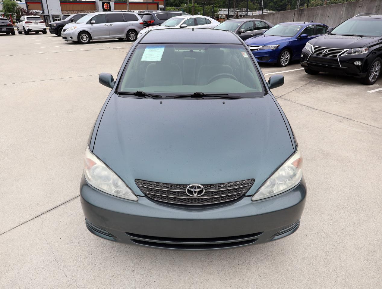 Toyota Camry LE V6 2004