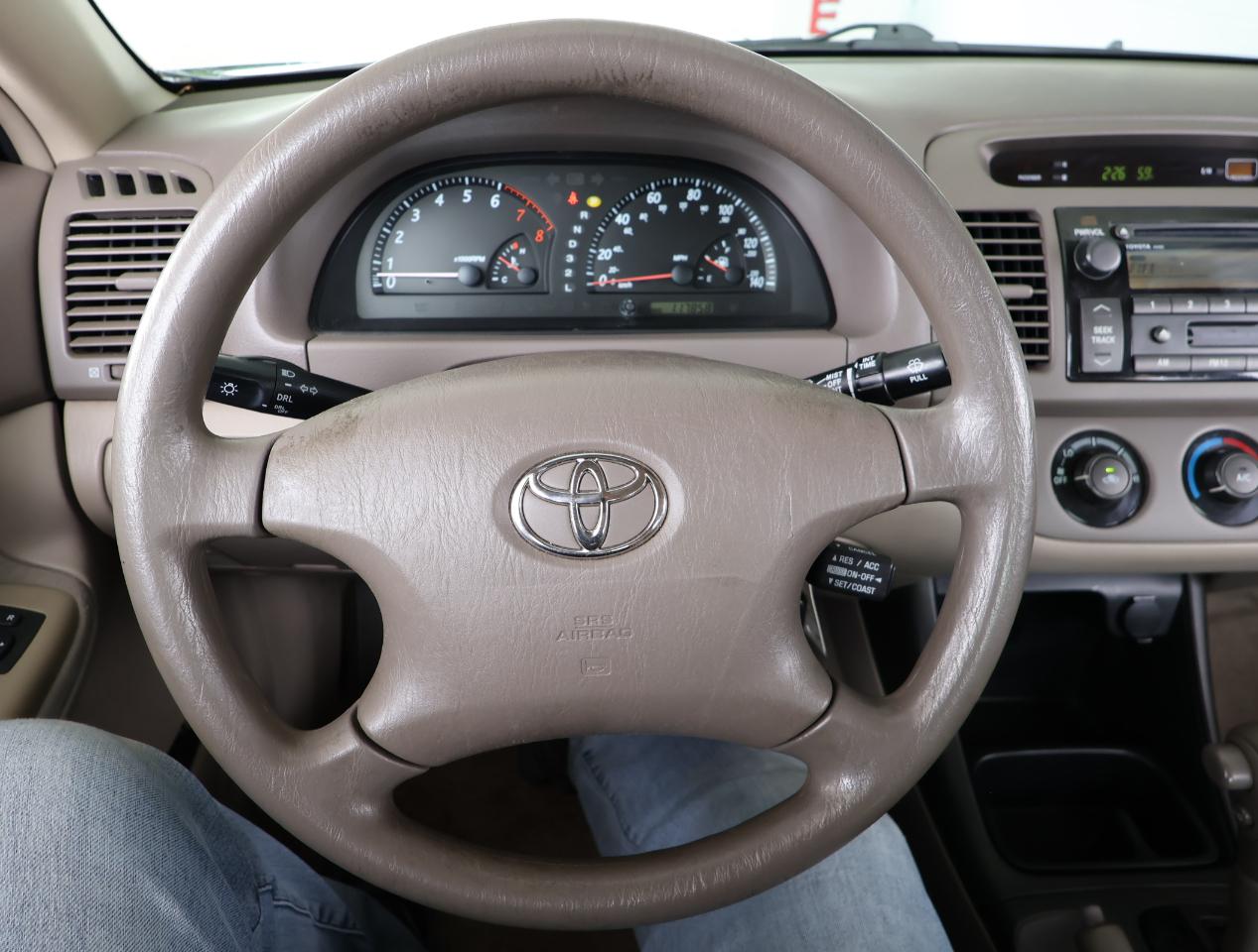 Toyota Camry LE V6 2004
