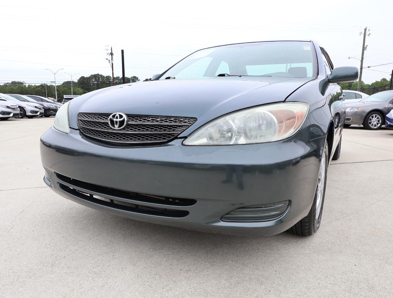 Toyota Camry LE V6 2004