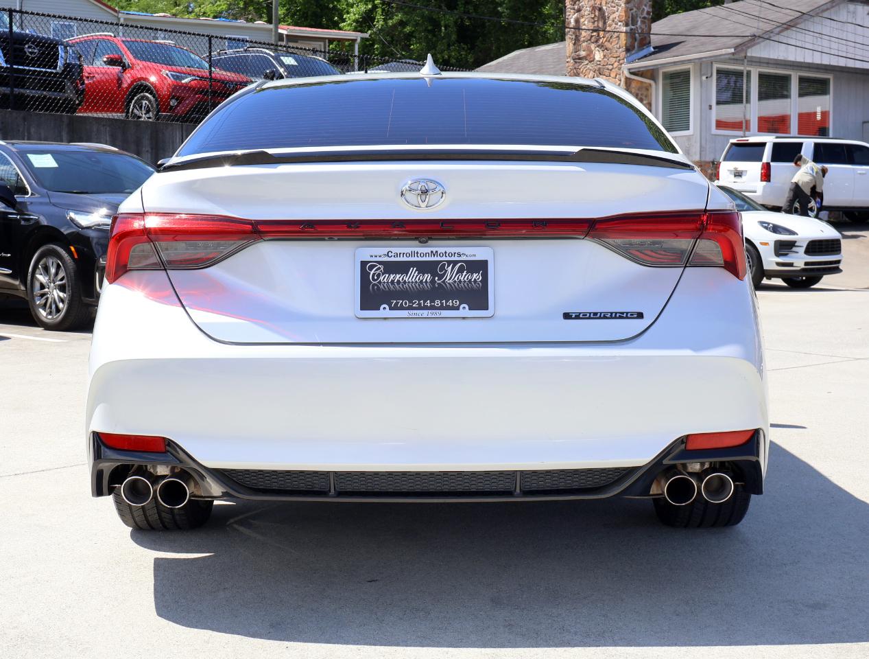 Toyota Avalon XLE 2019