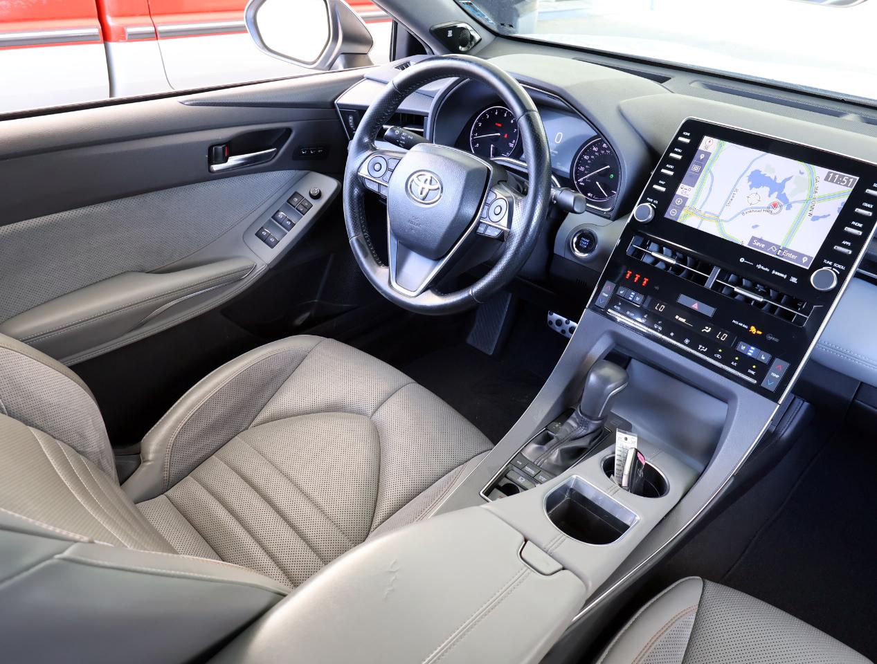 Toyota Avalon XLE 2019