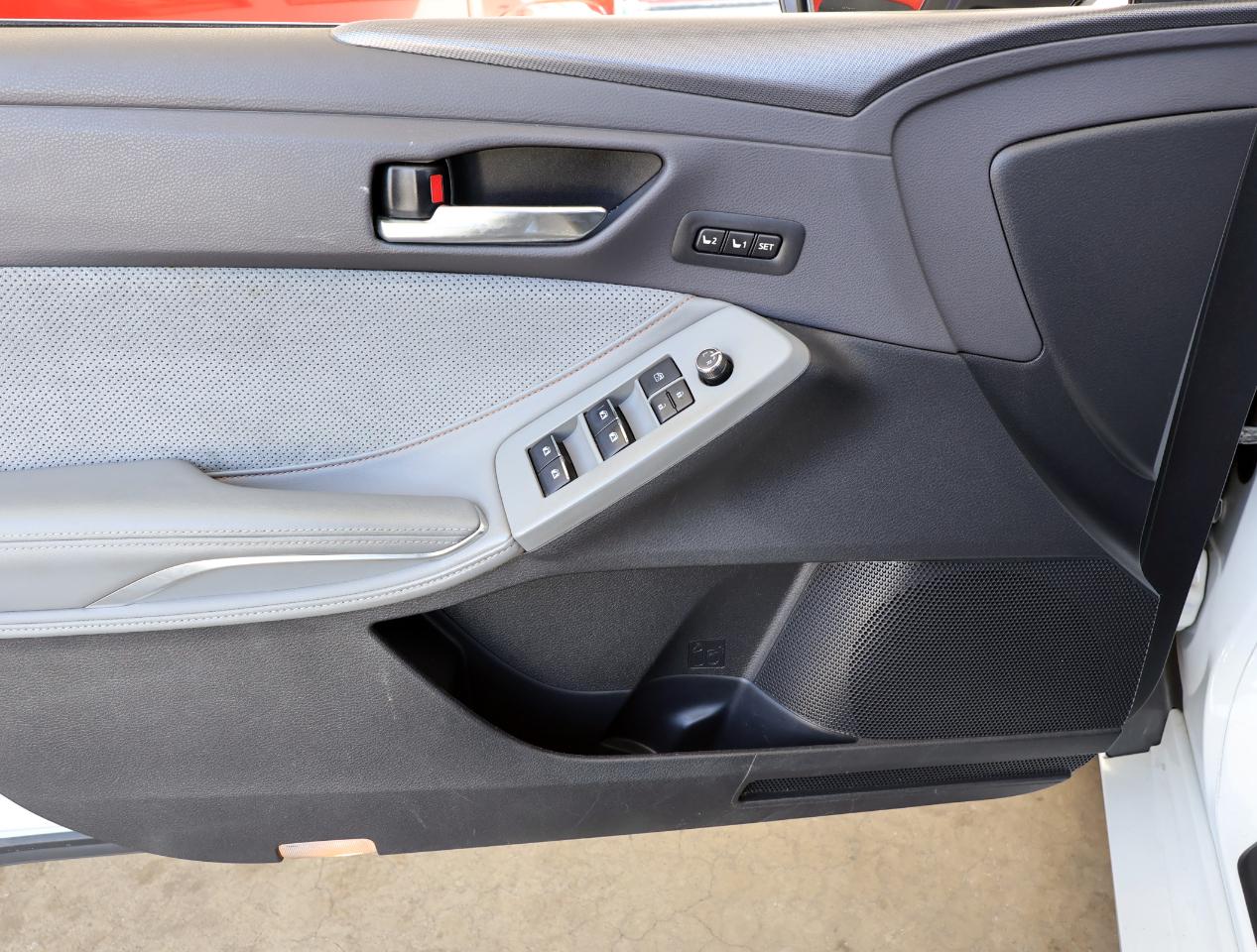 Toyota Avalon XLE 2019