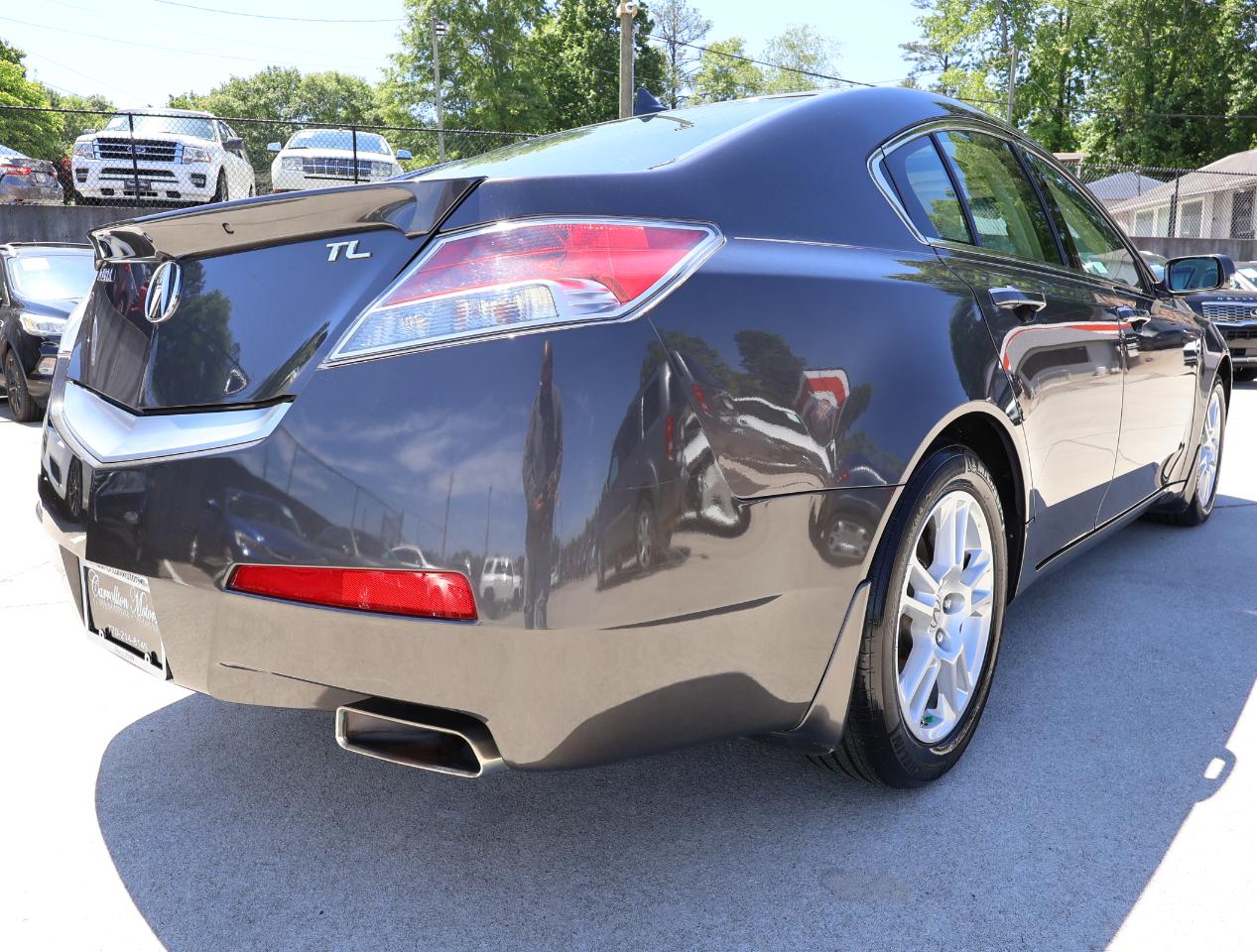 Acura TL 5-Speed AT with Tech Package 2009