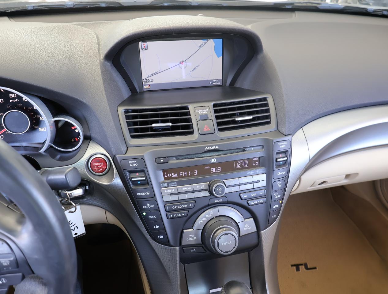 Acura TL 5-Speed AT with Tech Package 2009