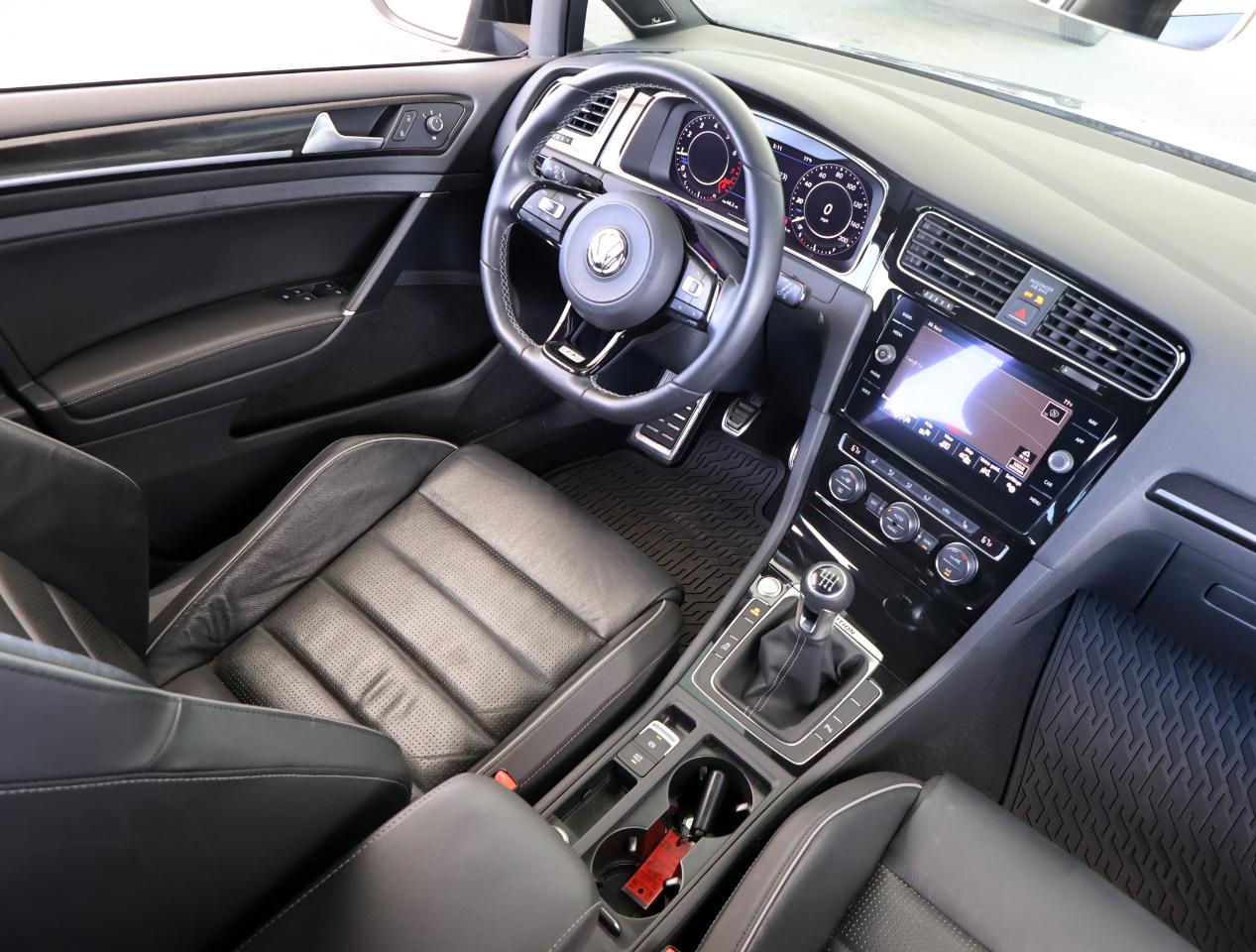 Volkswagen Golf R  2018