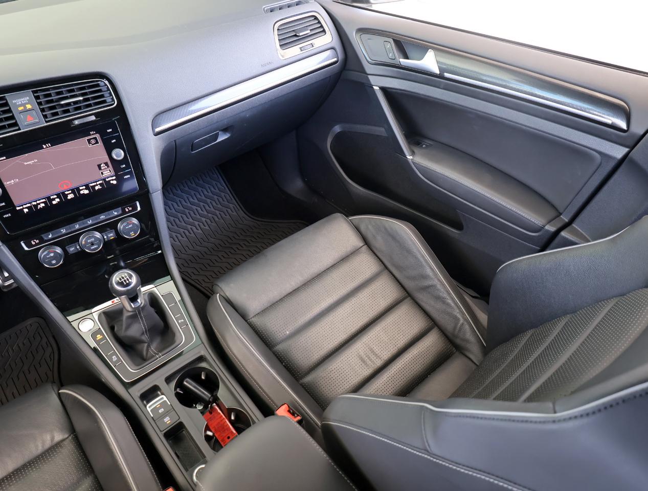 Volkswagen Golf R  2018