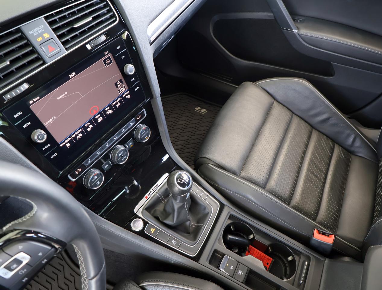 Volkswagen Golf R  2018