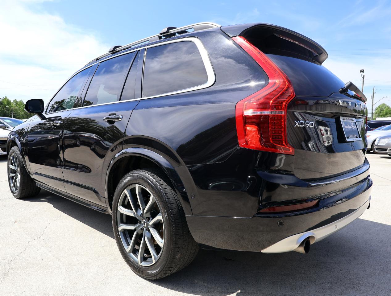 Volvo XC90 T5 Momentum 2018