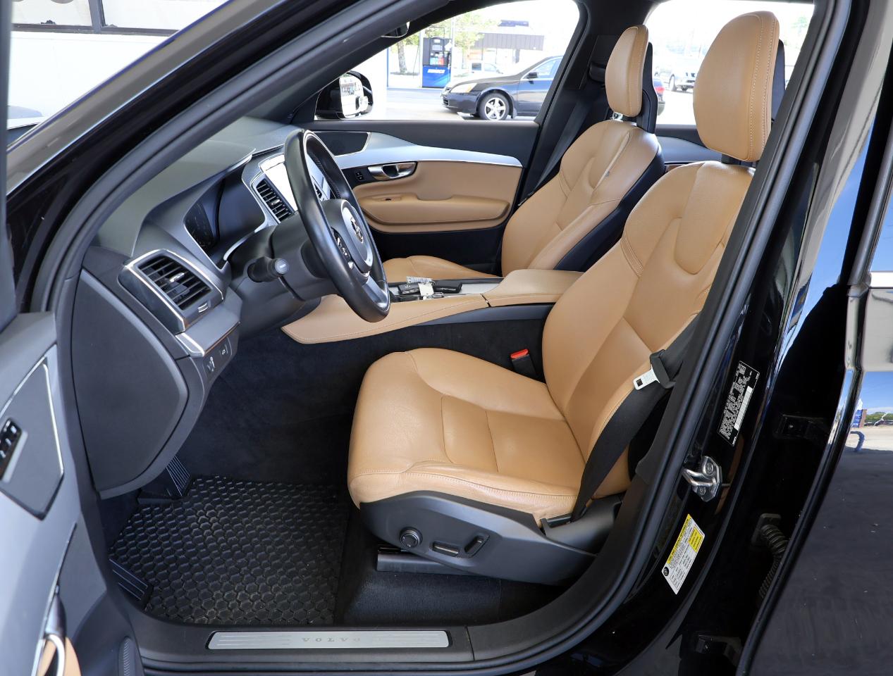 Volvo XC90 T5 Momentum 2018