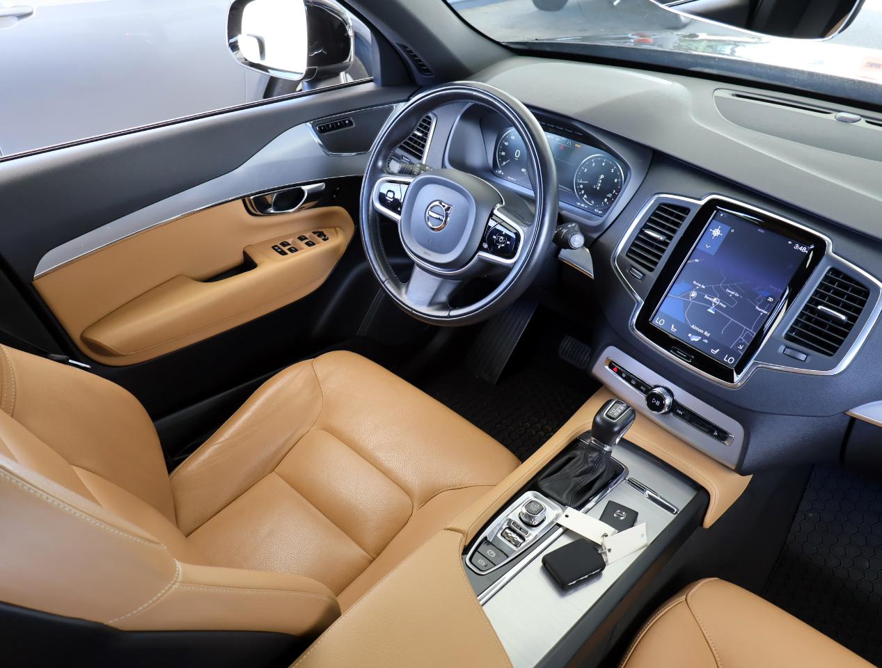 Volvo XC90 T5 Momentum 2018