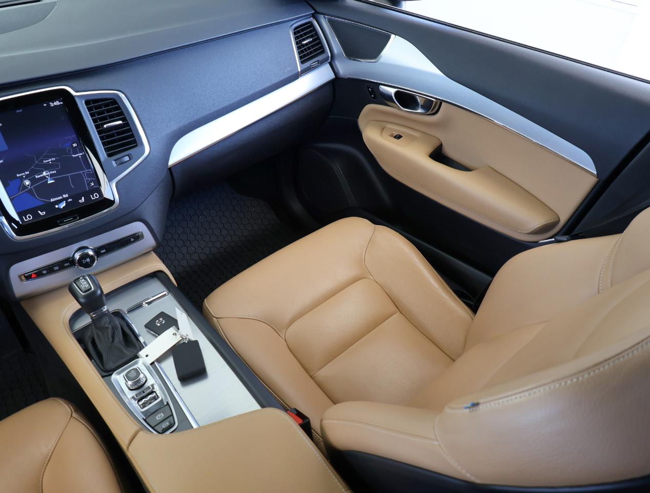 Volvo XC90 T5 Momentum 2018