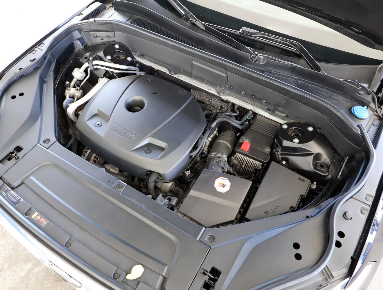 Volvo XC90 T5 Momentum 2018