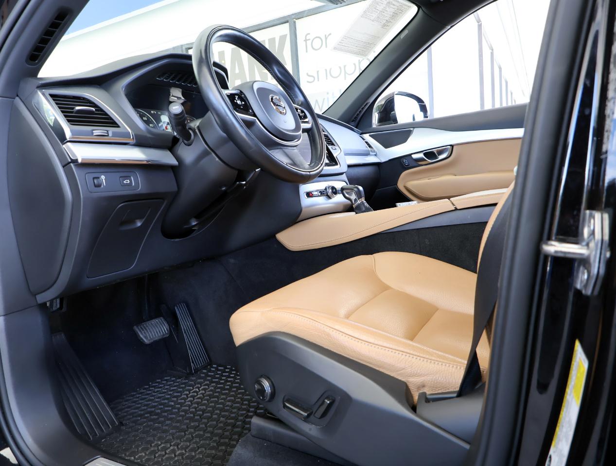 Volvo XC90 T5 Momentum 2018
