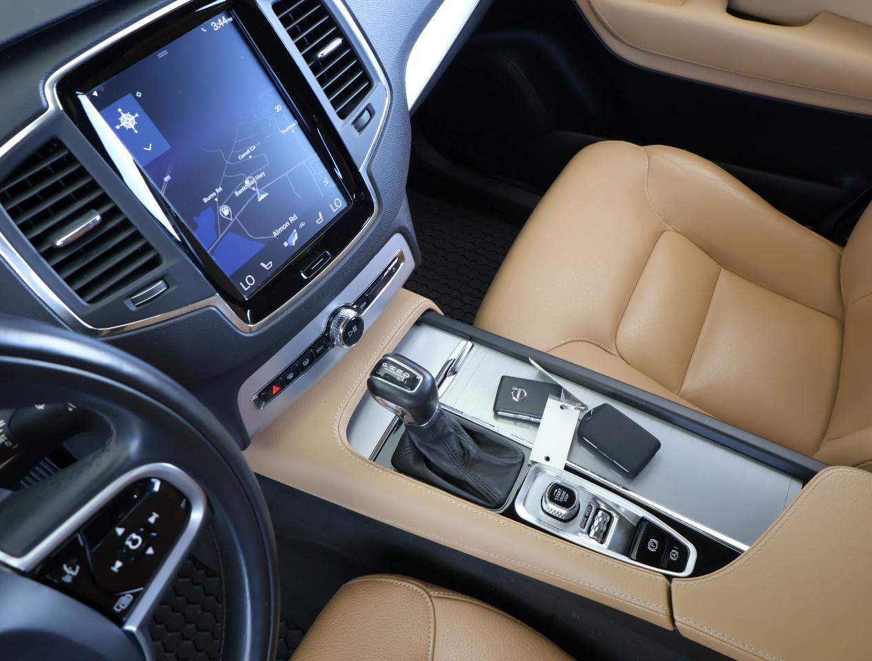 Volvo XC90 T5 Momentum 2018