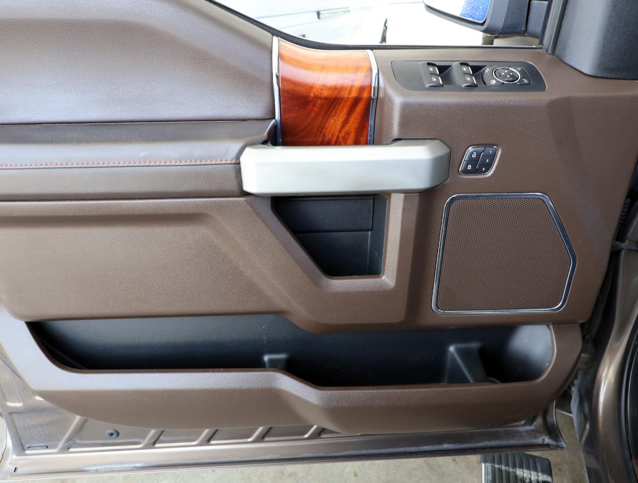 Ford F-150 King Ranch SuperCrew 2WD 2015