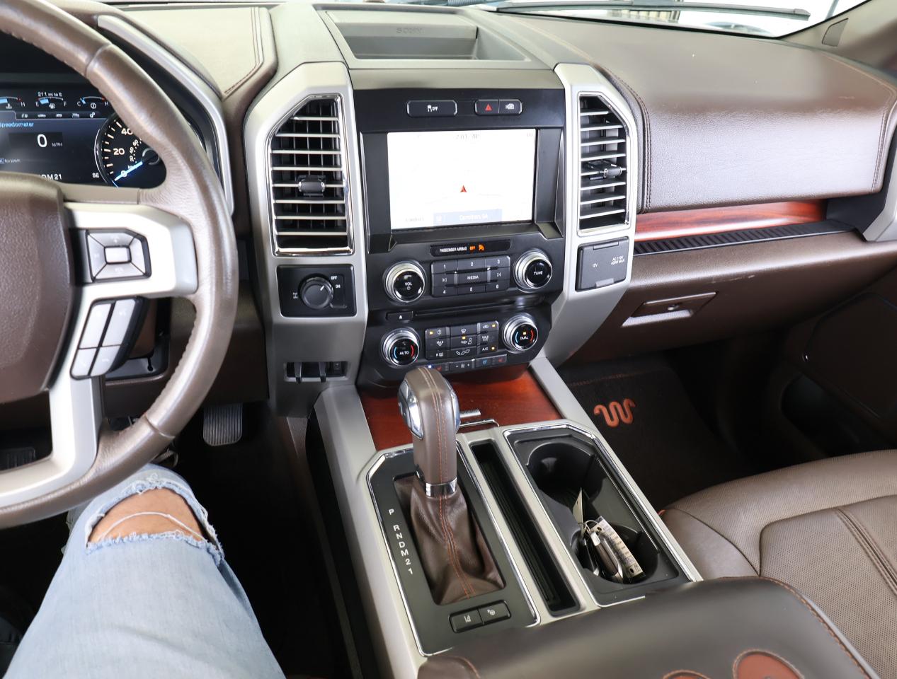 Ford F-150 King Ranch SuperCrew 2WD 2015