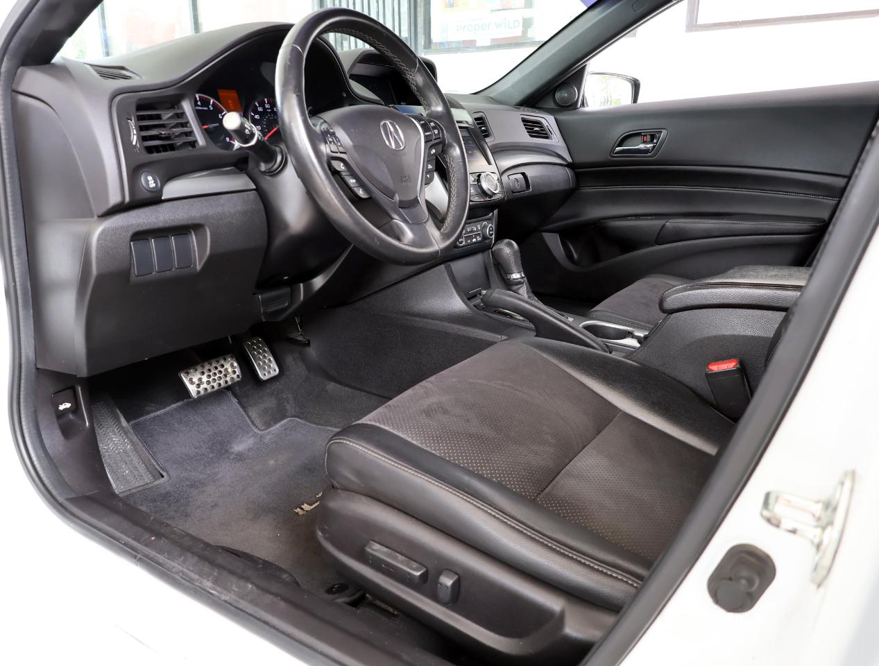 Acura ILX Premium w/ A-Spec 4D Sedan 2016