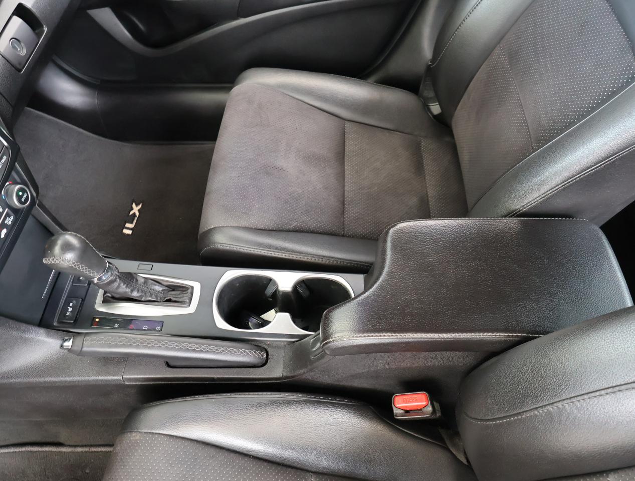 Acura ILX Premium w/ A-Spec 4D Sedan 2016