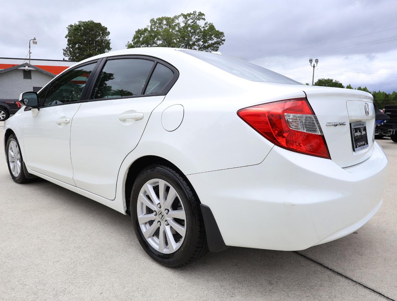 Honda Civic EX-L Sedan 5-Speed AT 2012