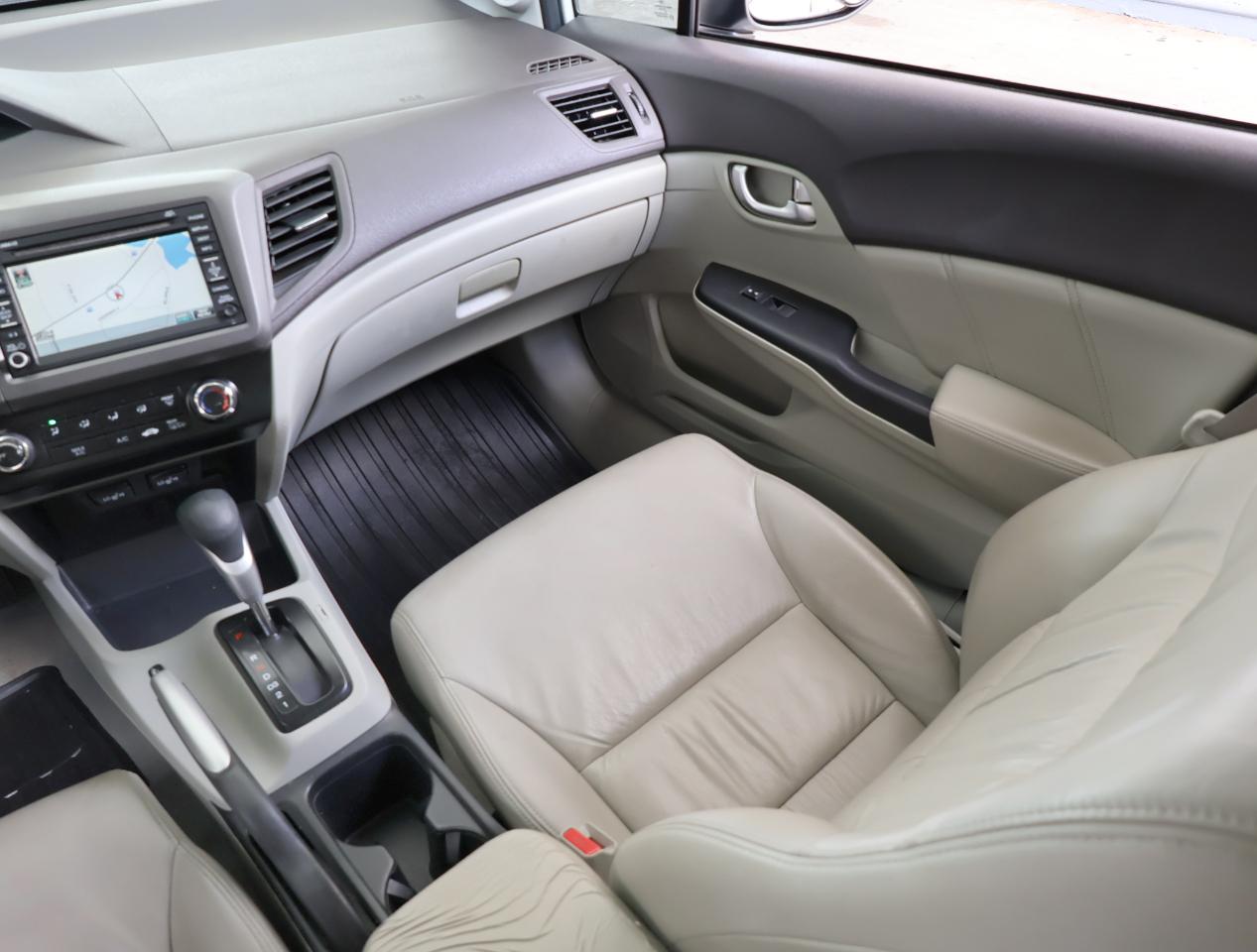 Honda Civic EX-L Sedan 5-Speed AT 2012