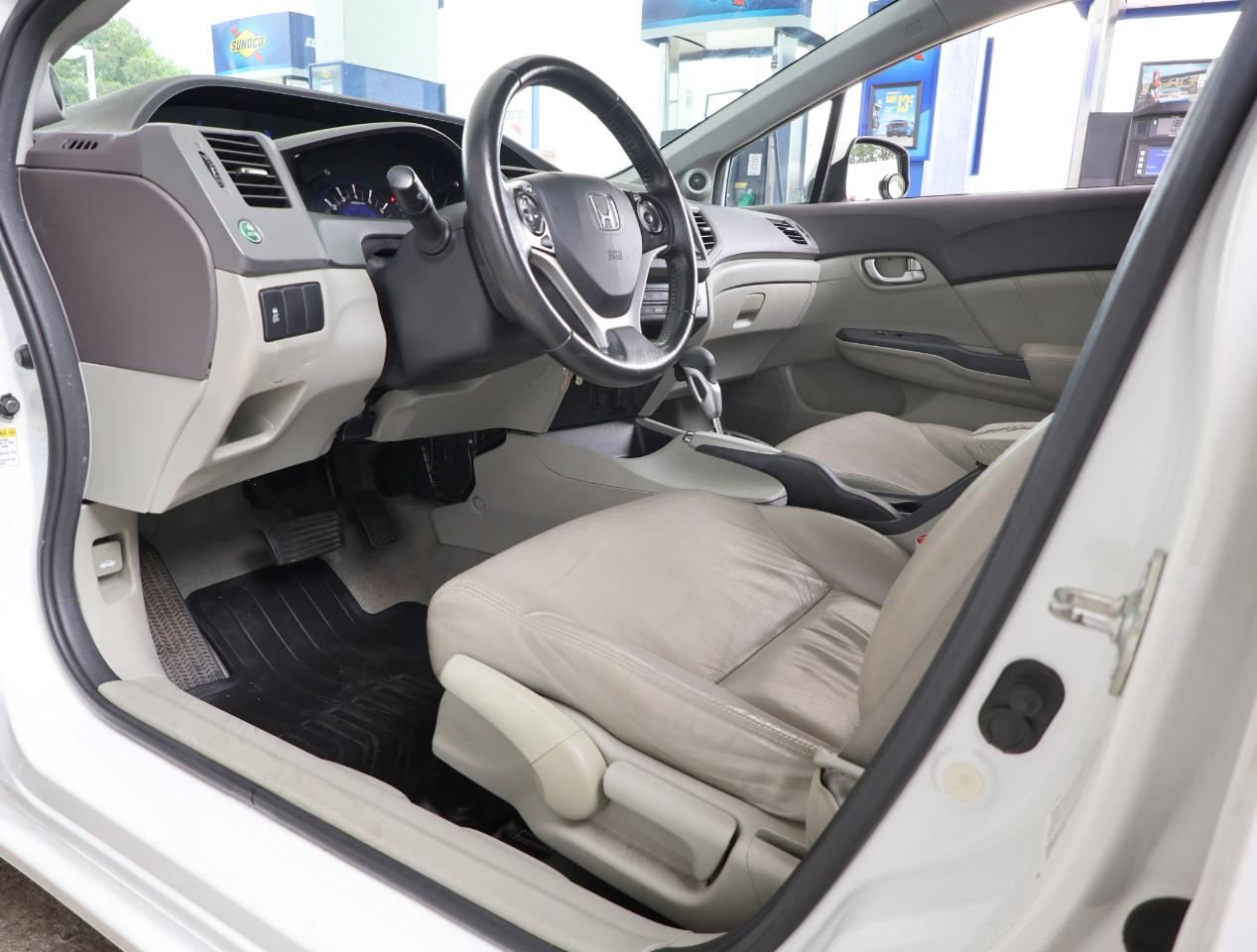 Honda Civic EX-L Sedan 5-Speed AT 2012
