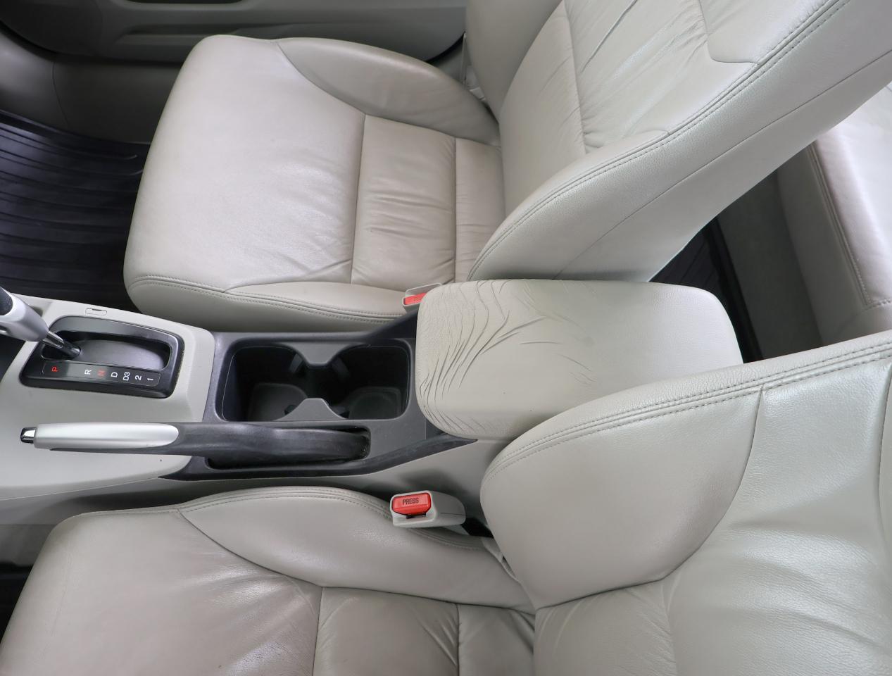 Honda Civic EX-L Sedan 5-Speed AT 2012