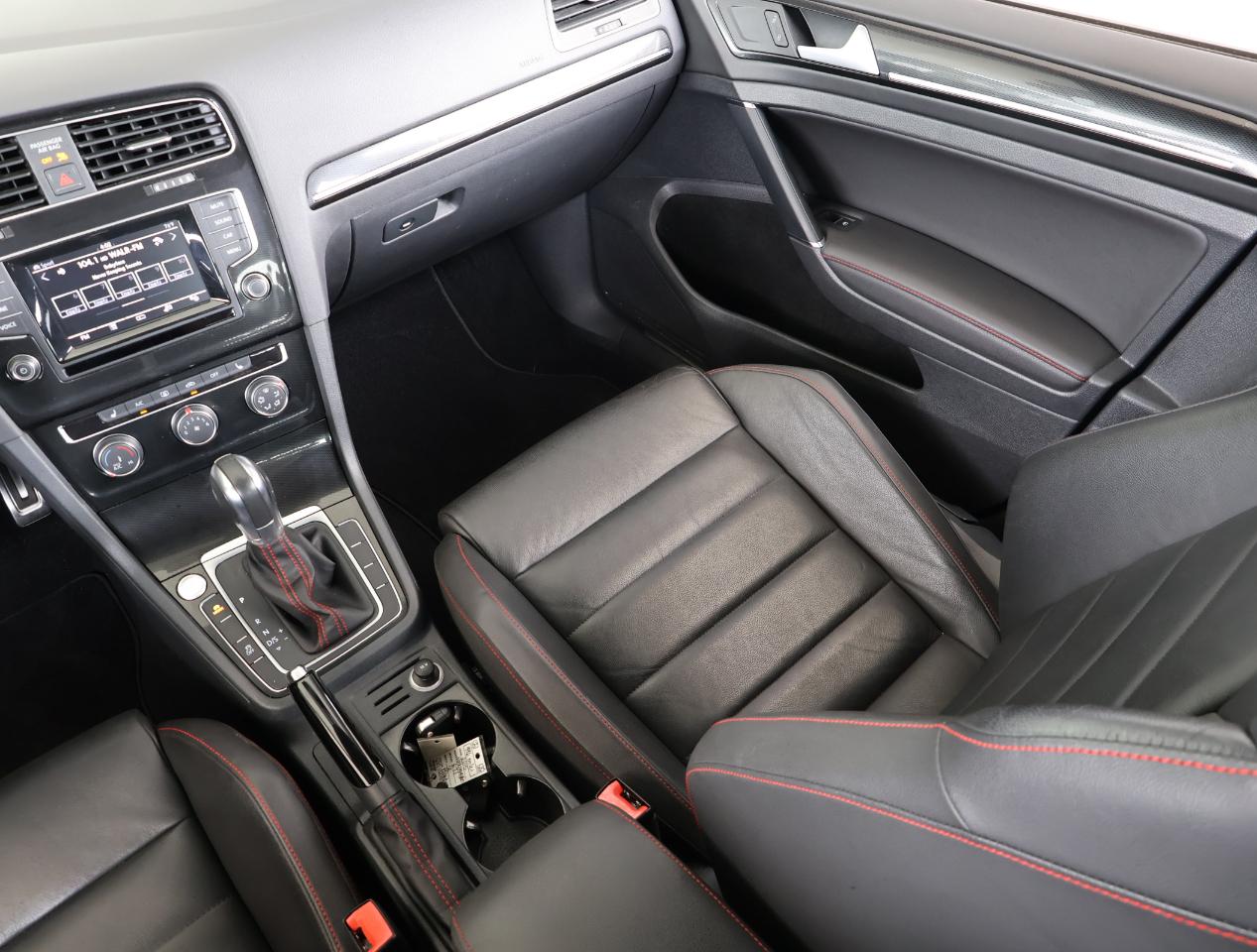 Volkswagen GTI  2015