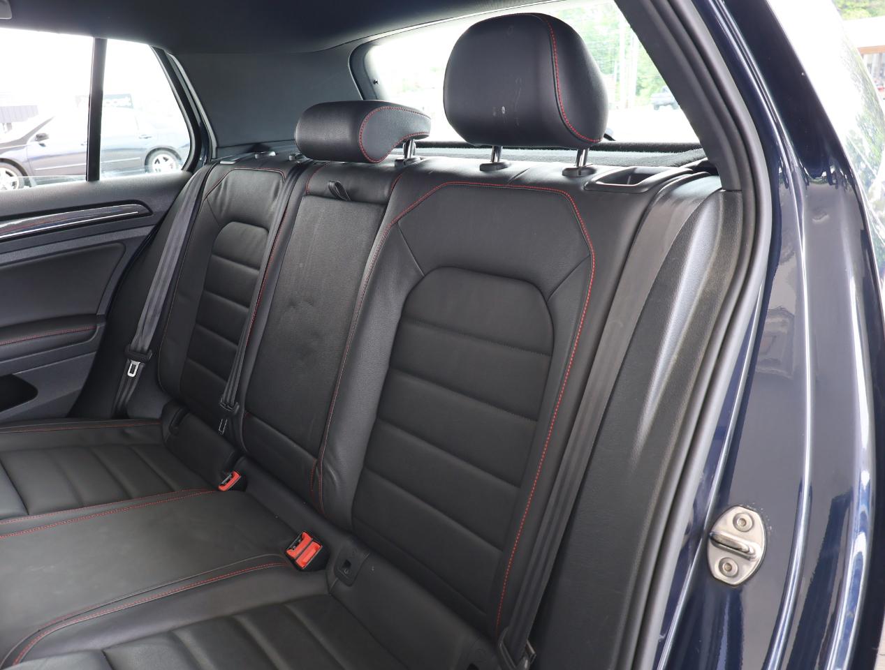 Volkswagen GTI  2015
