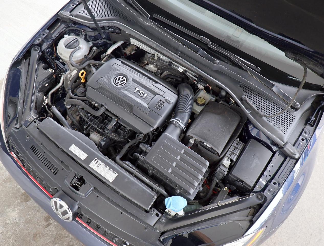 Volkswagen GTI  2015