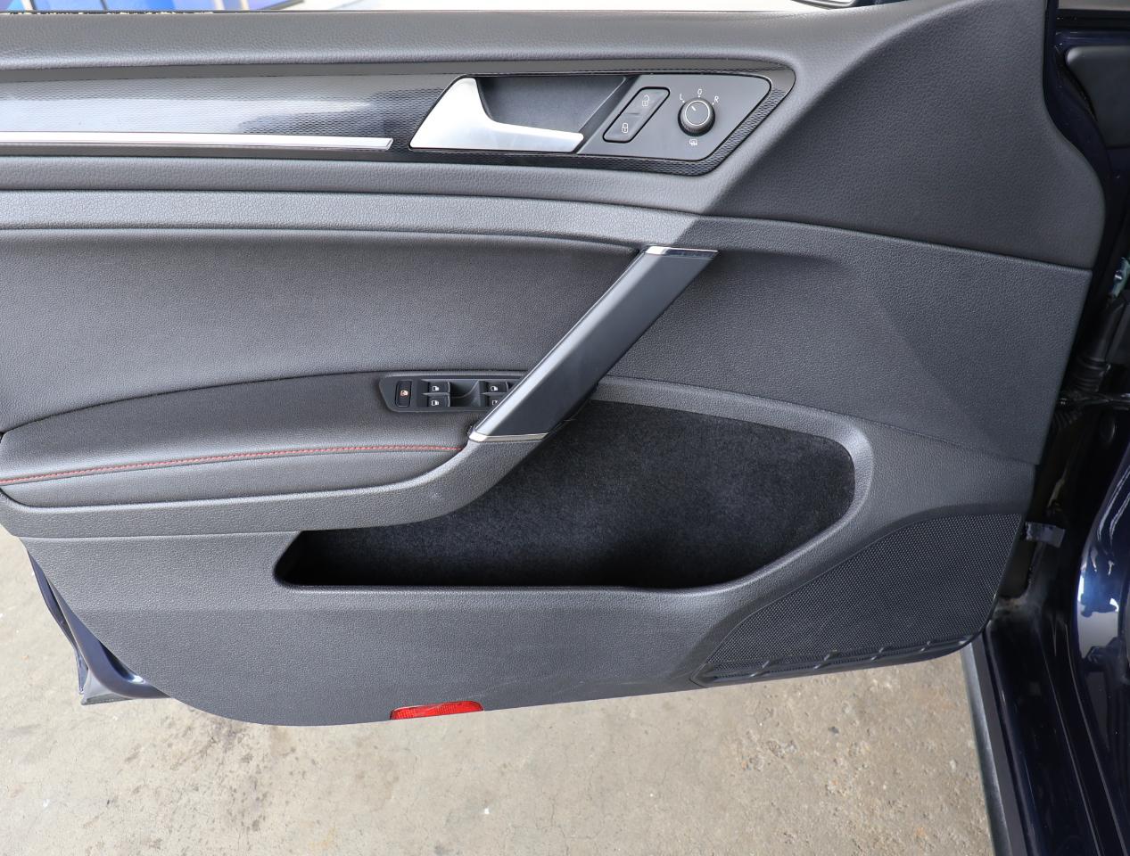 Volkswagen GTI  2015