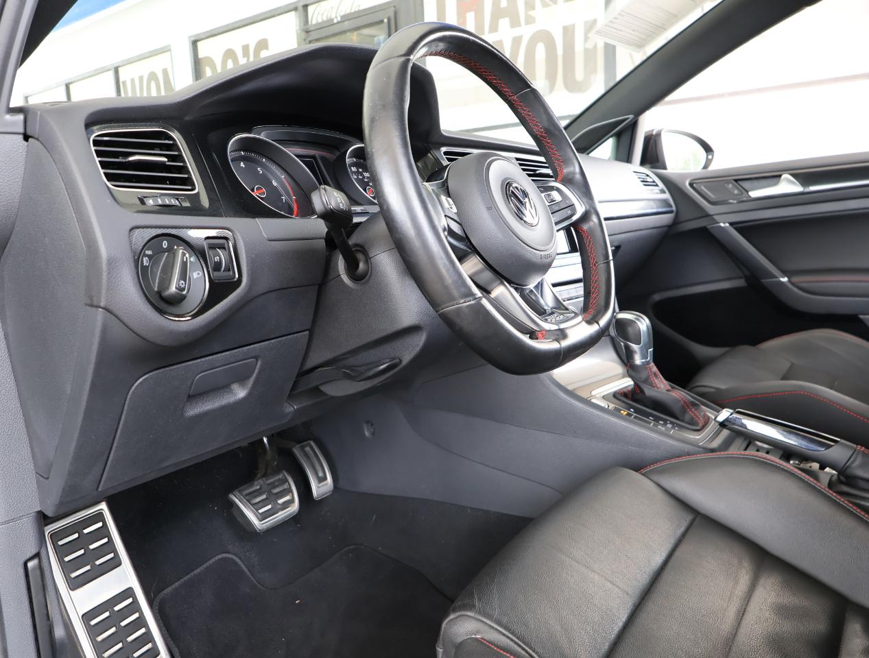 Volkswagen GTI  2015