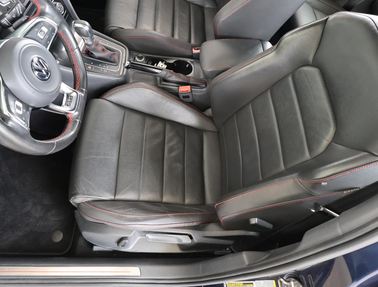Volkswagen GTI  2015