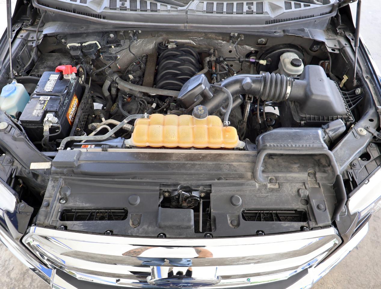 Ford F-150 Lariat SuperCrew 2WD 2015