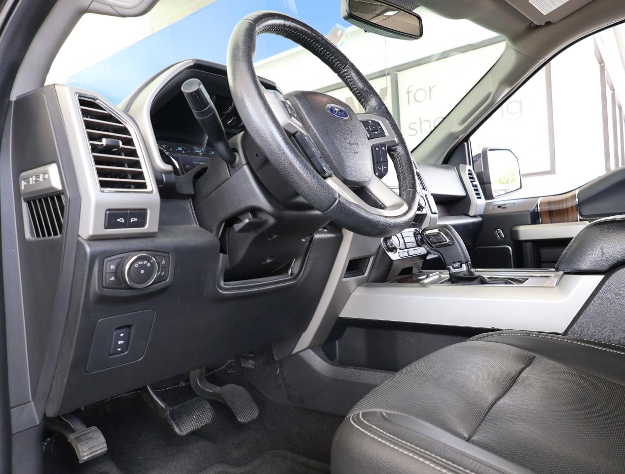 Ford F-150 Lariat SuperCrew 2WD 2015