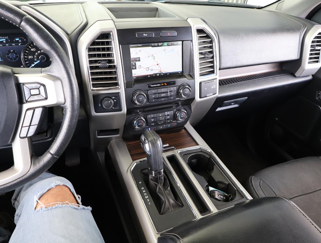 Ford F-150 Lariat SuperCrew 2WD 2015