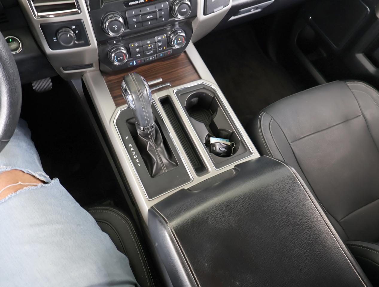 Ford F-150 Lariat SuperCrew 2WD 2015