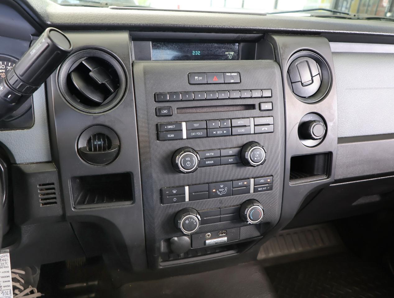 Ford F-150 STX SuperCrew 2WD 2014