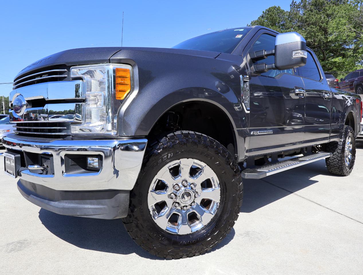 Ford F-250 SD Lariat Crew Cab 4WD 2017
