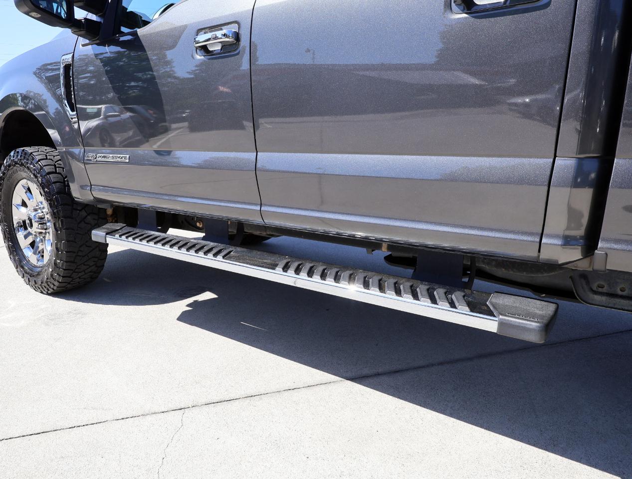 Ford F-250 SD Lariat Crew Cab 4WD 2017