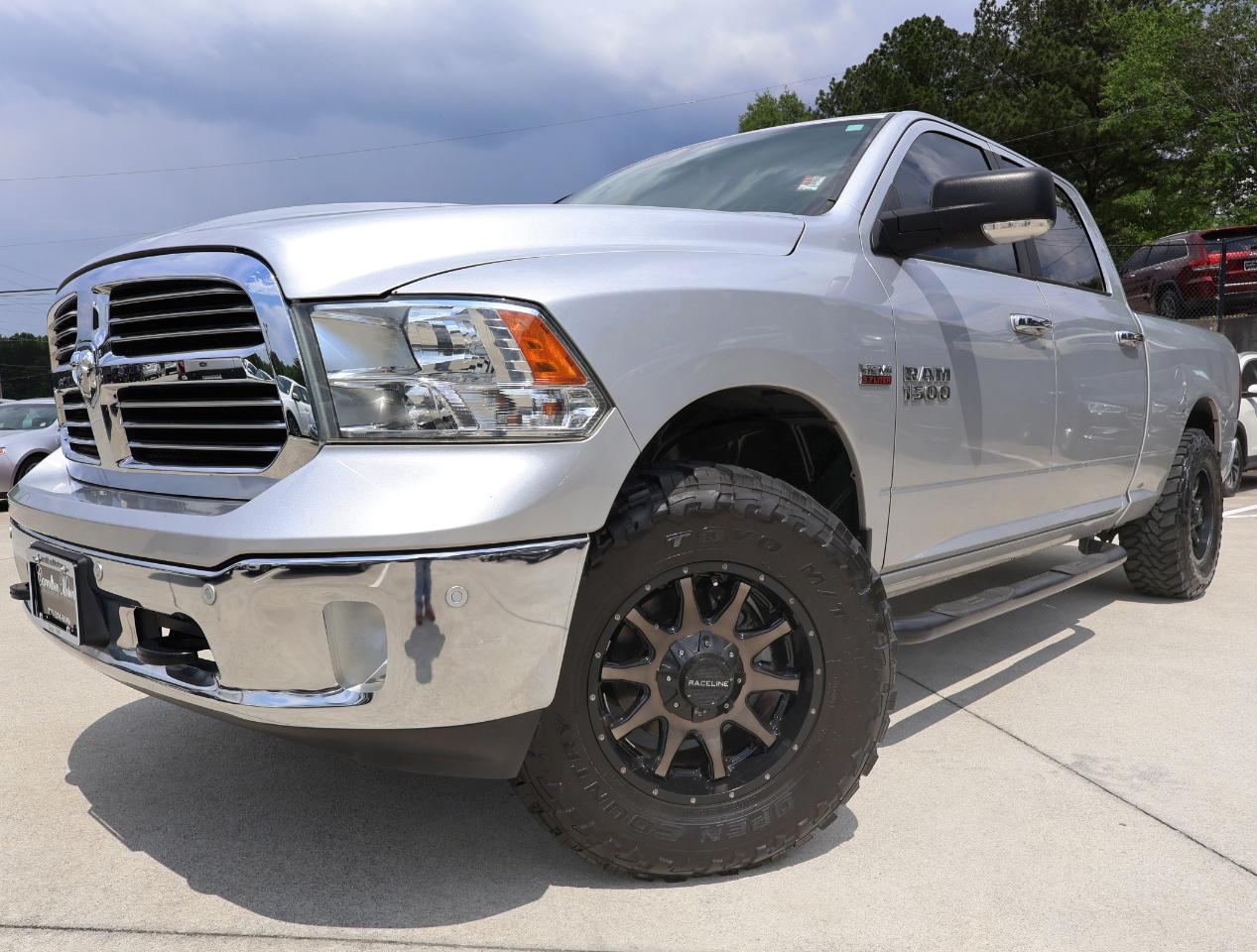 RAM 1500 Big Horn Crew Cab 4WD 2015